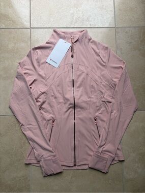 Pink lululemon define jacket